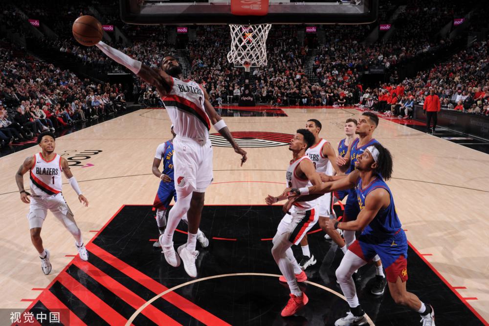 迈出了坚实 迈出了坚实